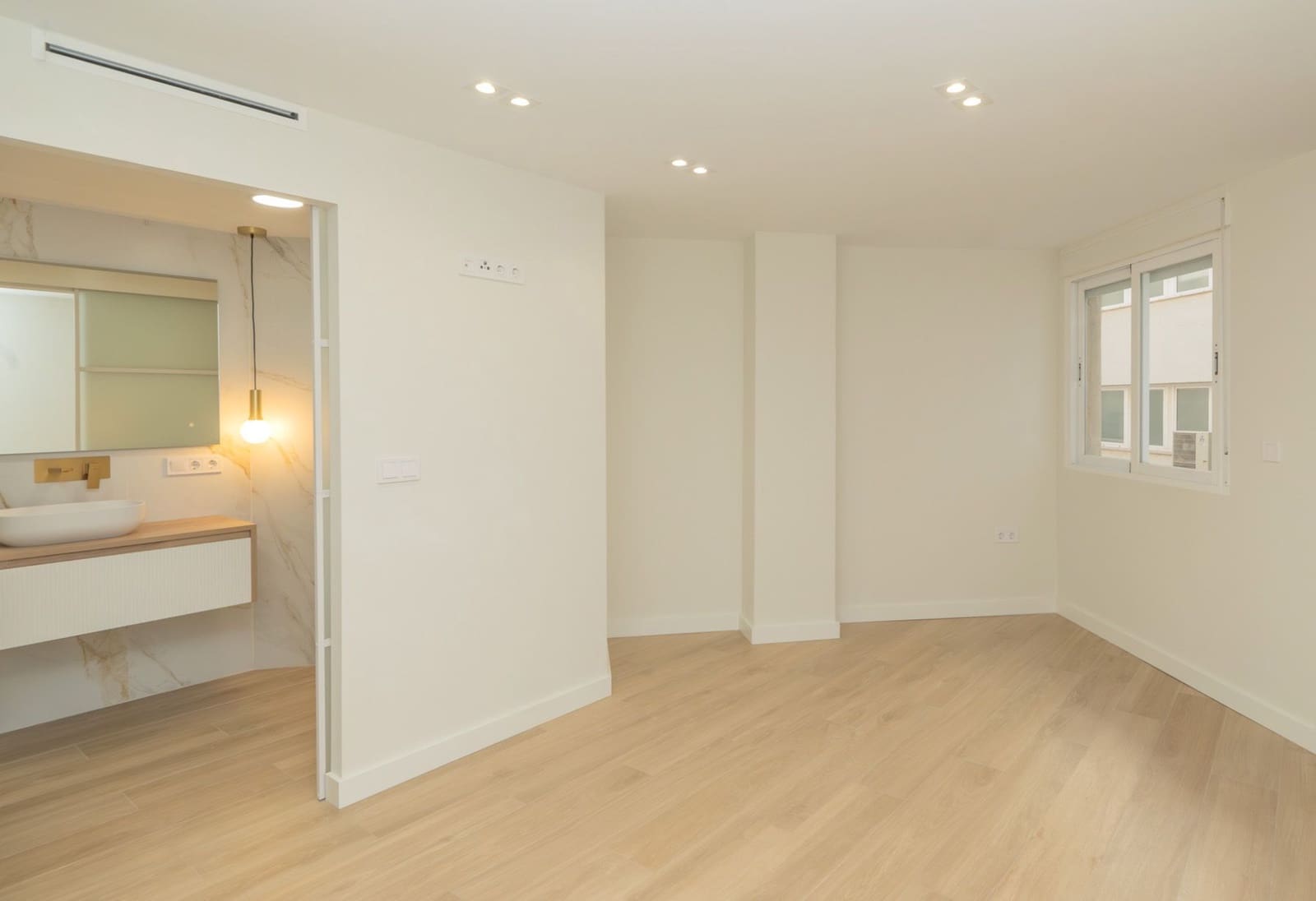 Apartamento de 3 habitaciones en Alicante / Alacant ciudad en venta - 460.000 € (Ref: 9618931)