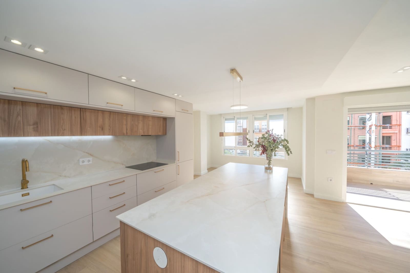 Apartamento de 3 habitaciones en Alicante / Alacant ciudad en venta - 460.000 € (Ref: 9618931)