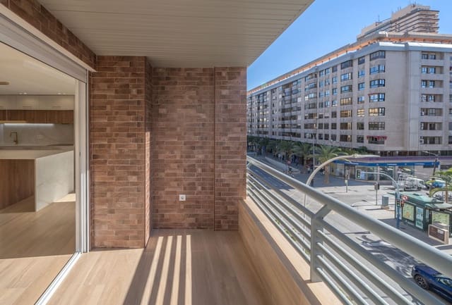 Apartamento de 3 habitaciones en Alicante / Alacant ciudad en venta - 460.000 € (Ref: 9618931)