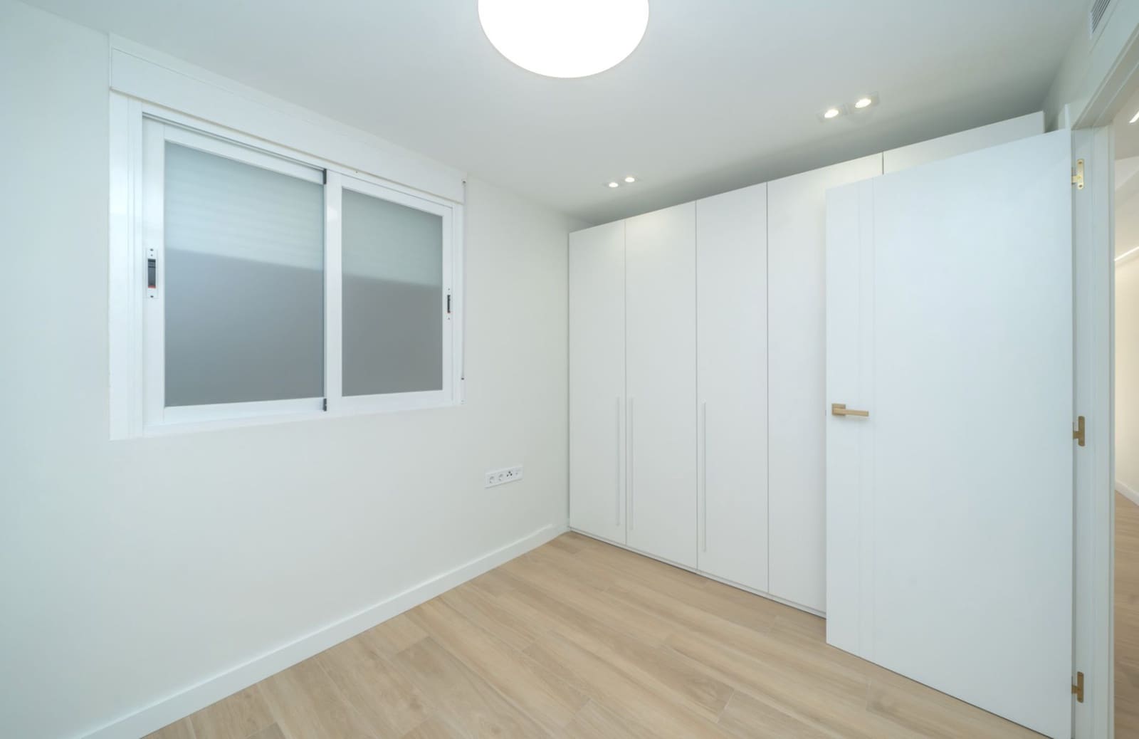 Apartamento de 3 habitaciones en Alicante / Alacant ciudad en venta - 460.000 € (Ref: 9618931)