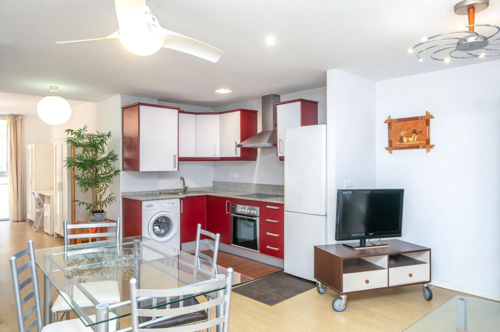 Apartamento de 1 habitación en Alicante / Alacant ciudad en venta con piscina - 176.000 € (Ref: 9618933)