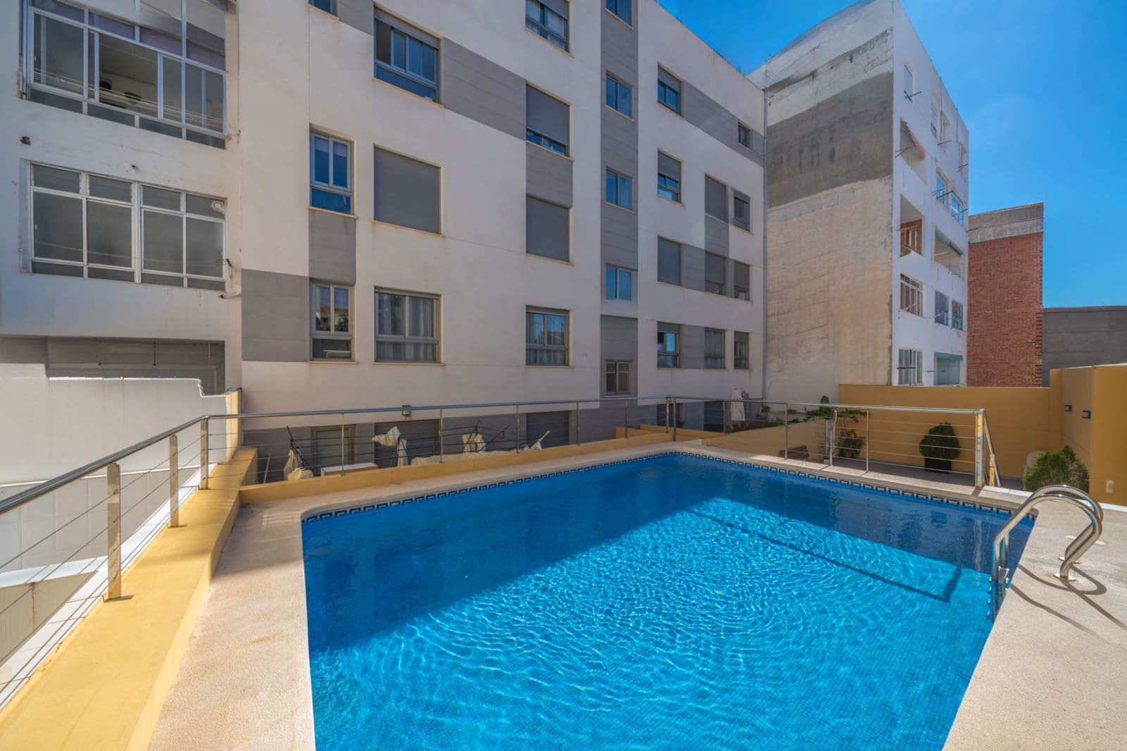 Apartamento de 1 habitación en Alicante / Alacant ciudad en venta con piscina - 176.000 € (Ref: 9618933)