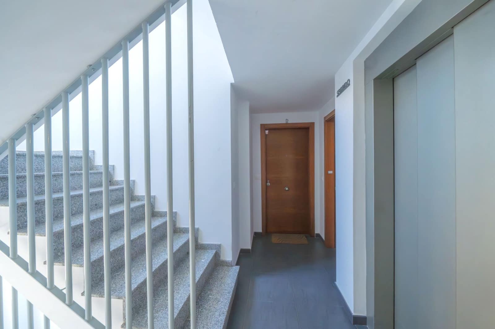 Apartamento de 1 habitación en Alicante / Alacant ciudad en venta con piscina - 176.000 € (Ref: 9618933)