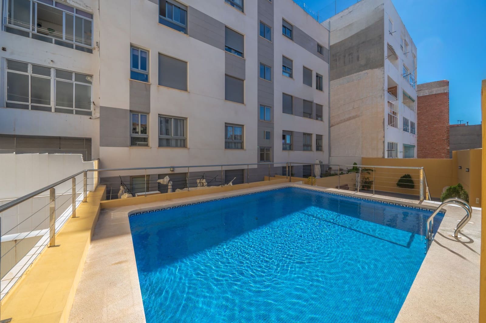 Apartamento de 1 habitación en Alicante / Alacant ciudad en venta con piscina - 176.000 € (Ref: 9618933)