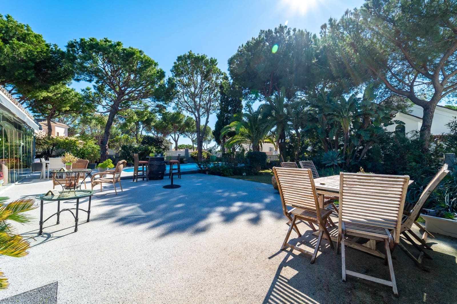 5 makuuhuone Huvila myytävänä paikassa Marbella mukana uima-altaan 
autotalli - 1 750 000 € (Ref: 9625317)