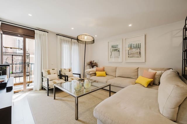 Apartamento de 5 habitaciones en Centro Historico, Málaga ciudad en venta - 910.000 € (Ref: 9625318)