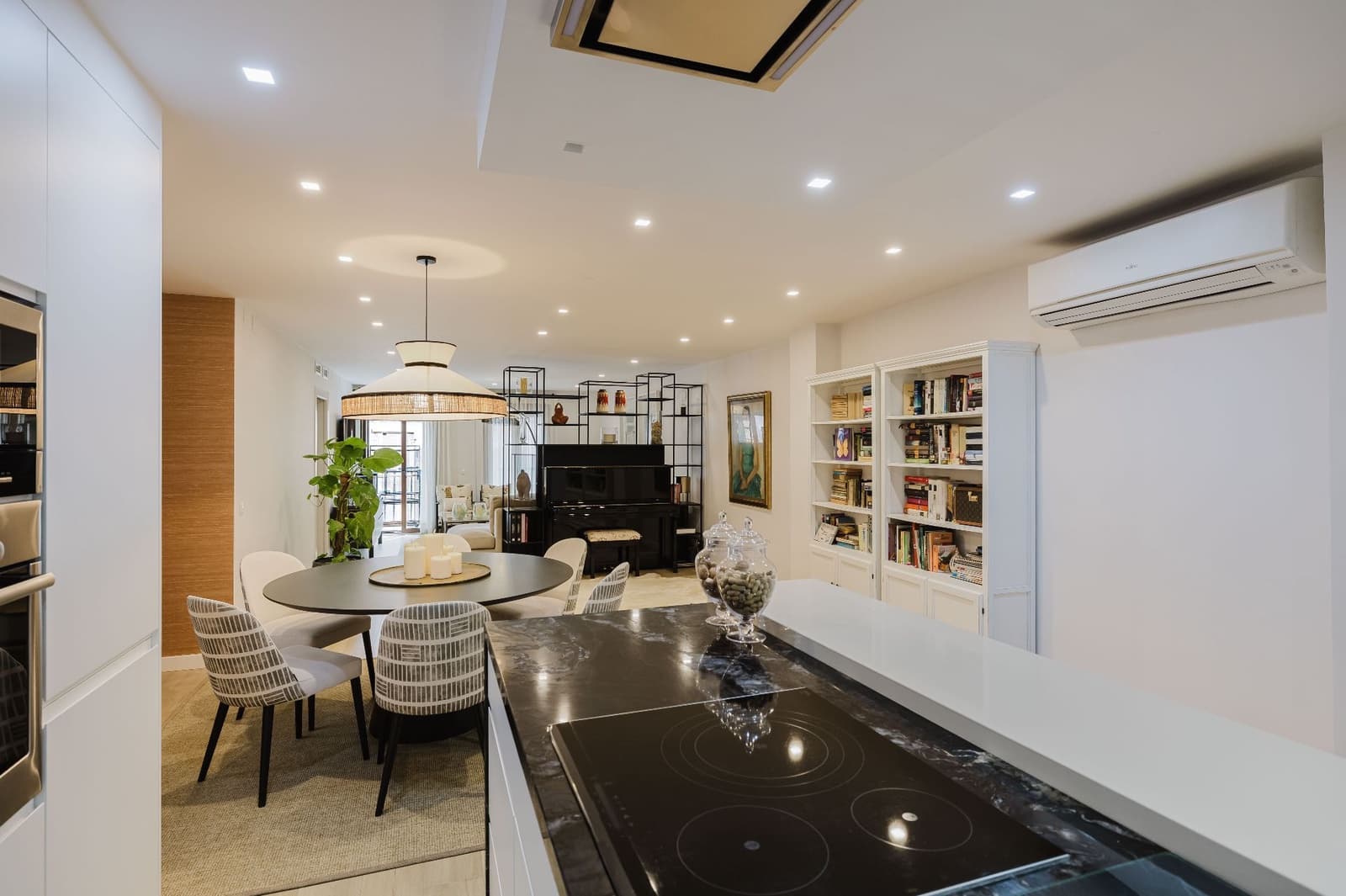 Apartamento de 5 habitaciones en Málaga ciudad en venta - 910.000 € (Ref: 9625318)