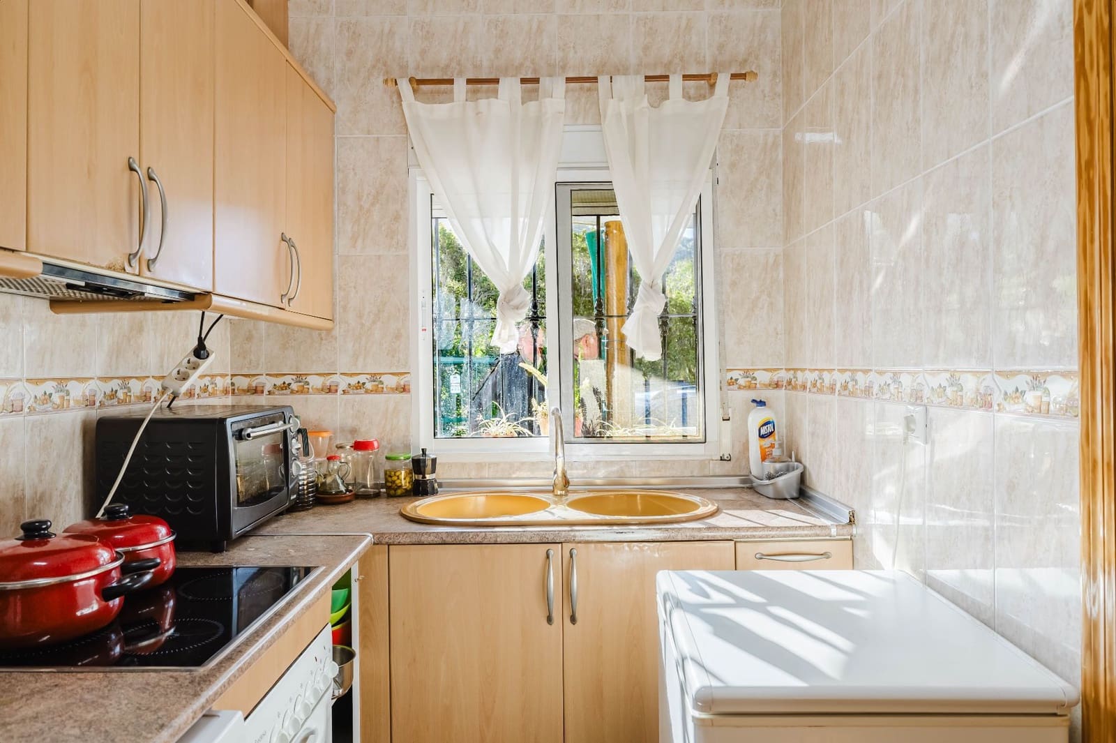 2 chambre Villa/Maison à vendre à Alcaucin - 589 000 € (Ref: 9625321)