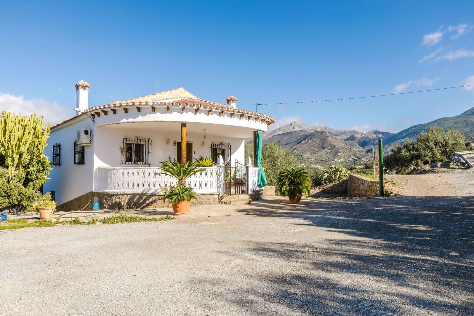 2 chambre Villa/Maison à vendre à Alcaucin - 589 000 € (Ref: 9625321)