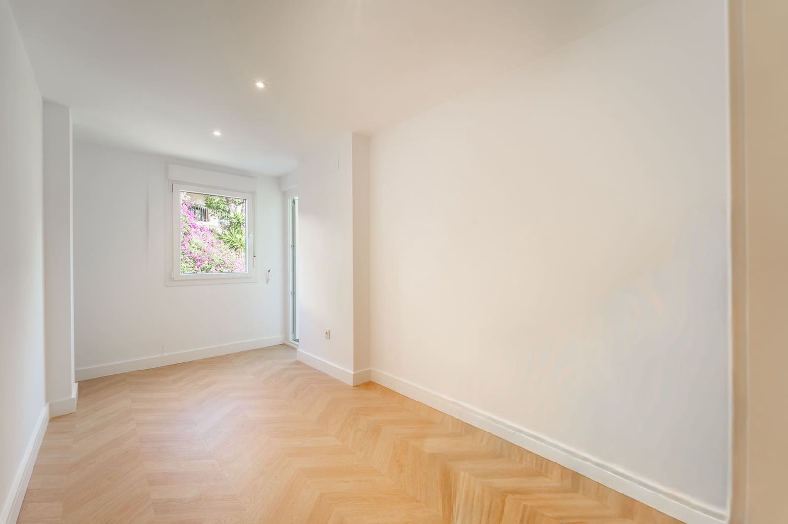 3 bedroom Apartment for sale in Malaga city - € 890,000 (Ref: 9625324)