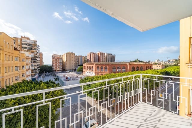 3 bedroom Apartment for sale in La Malagueta, Málaga city - € 890,000 (Ref: 9625324)
