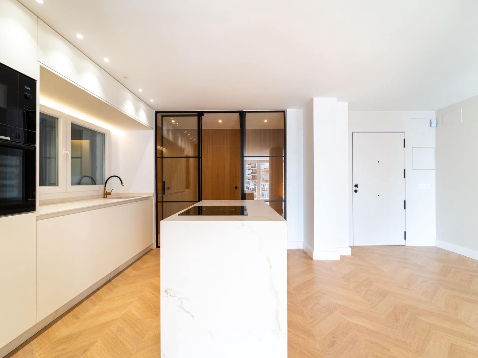 3 bedroom Apartment for sale in Malaga city - € 890,000 (Ref: 9625324)