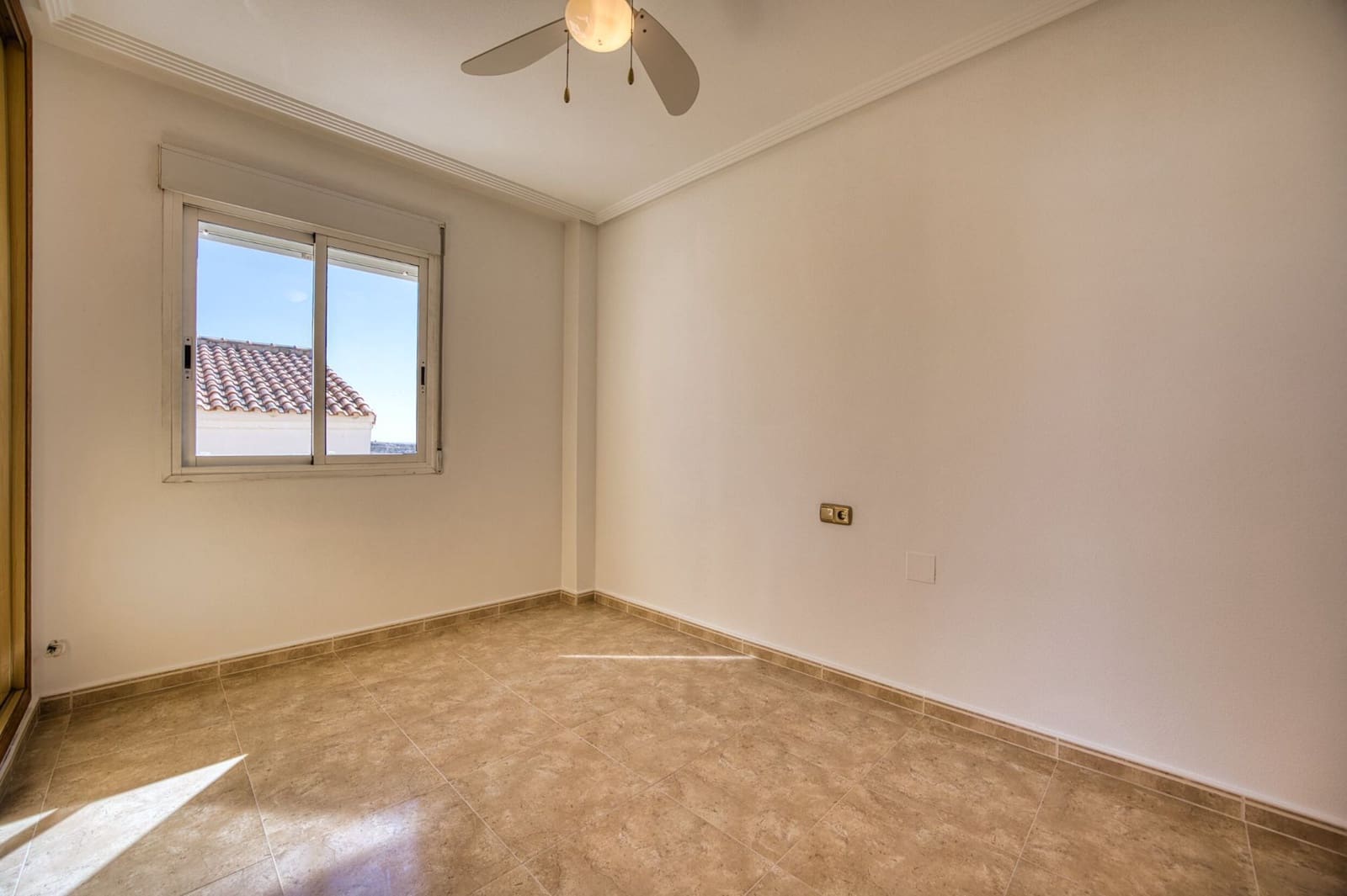 Bungalow de 3 habitaciones en San Fulgencio en venta con piscina garaje - 192.000 € (Ref: 9625325)