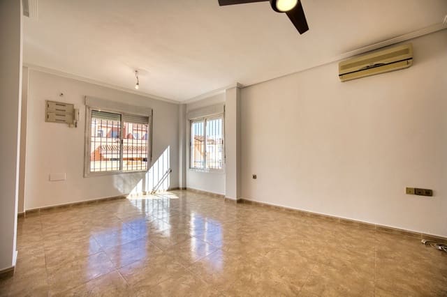 Bungalow de 3 habitaciones en San Fulgencio en venta con piscina garaje - 192.000 € (Ref: 9625325)