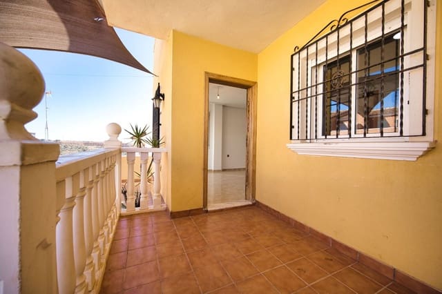 Bungalow de 3 habitaciones en San Fulgencio en venta con piscina garaje - 192.000 € (Ref: 9625325)