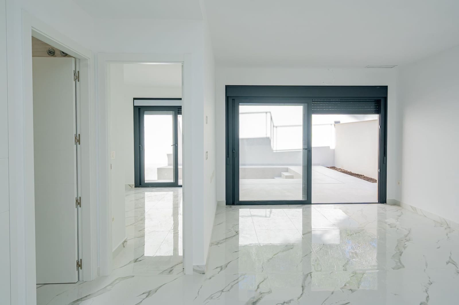 4 Zimmer Villa zu verkaufen in La Nucia mit Pool Garage - 616.000 € (Ref: 9625326)