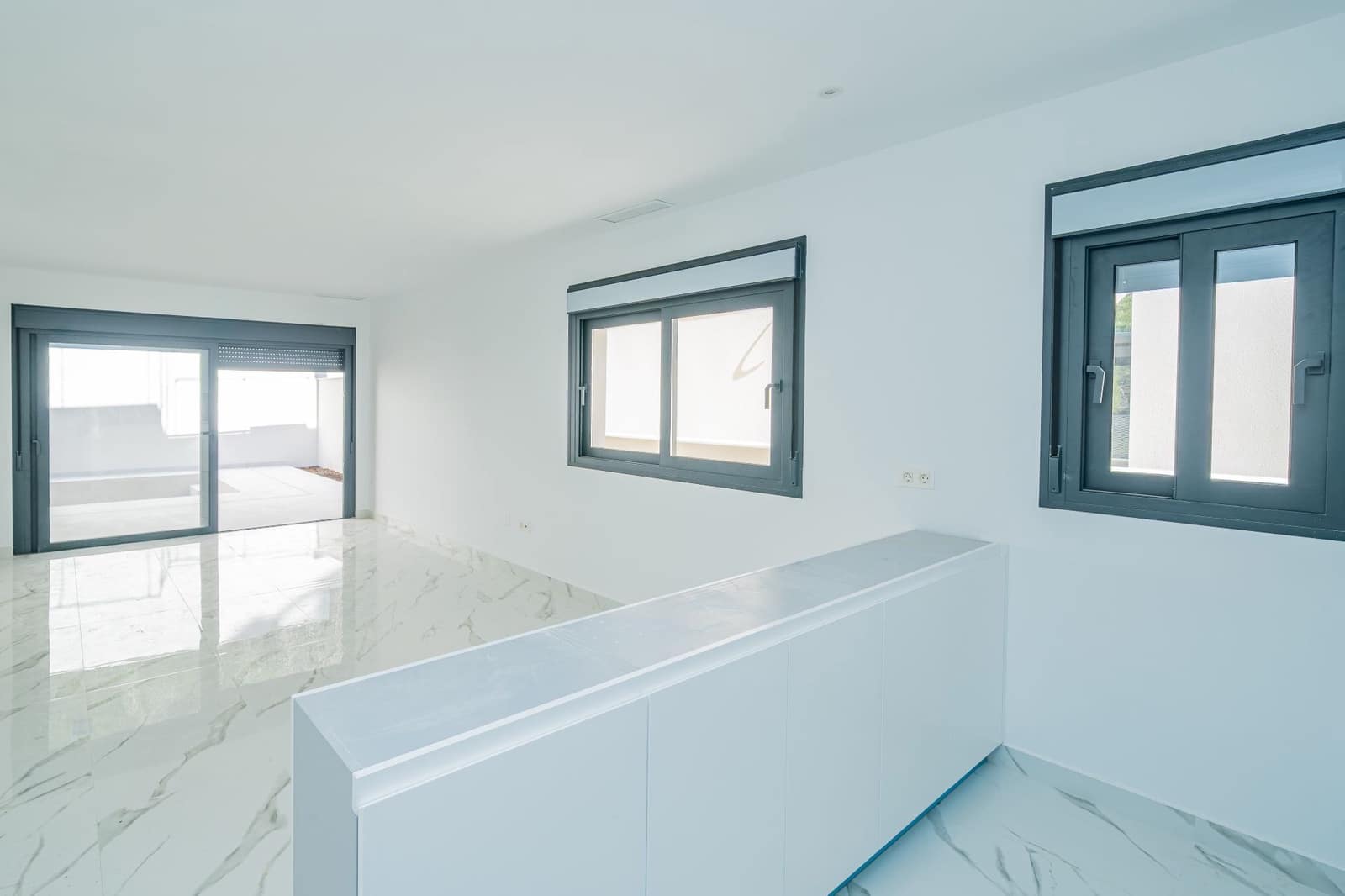 4 Zimmer Villa zu verkaufen in La Nucia mit Pool Garage - 616.000 € (Ref: 9625326)