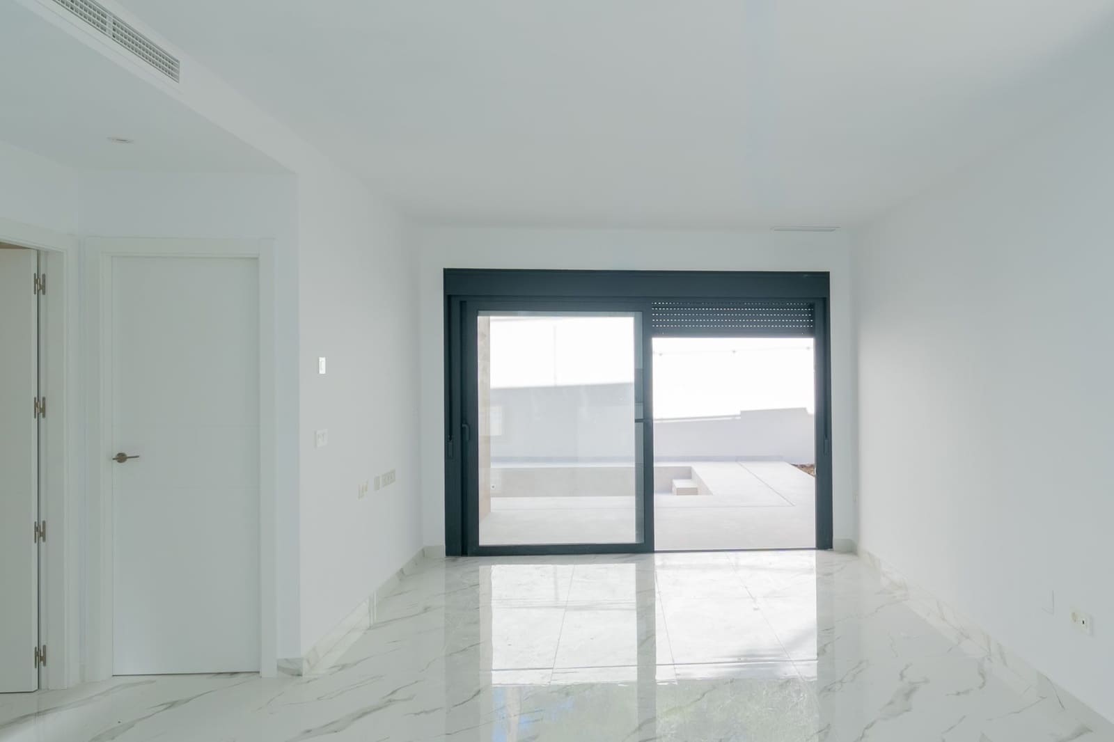 4 Zimmer Villa zu verkaufen in La Nucia mit Pool Garage - 616.000 € (Ref: 9625326)