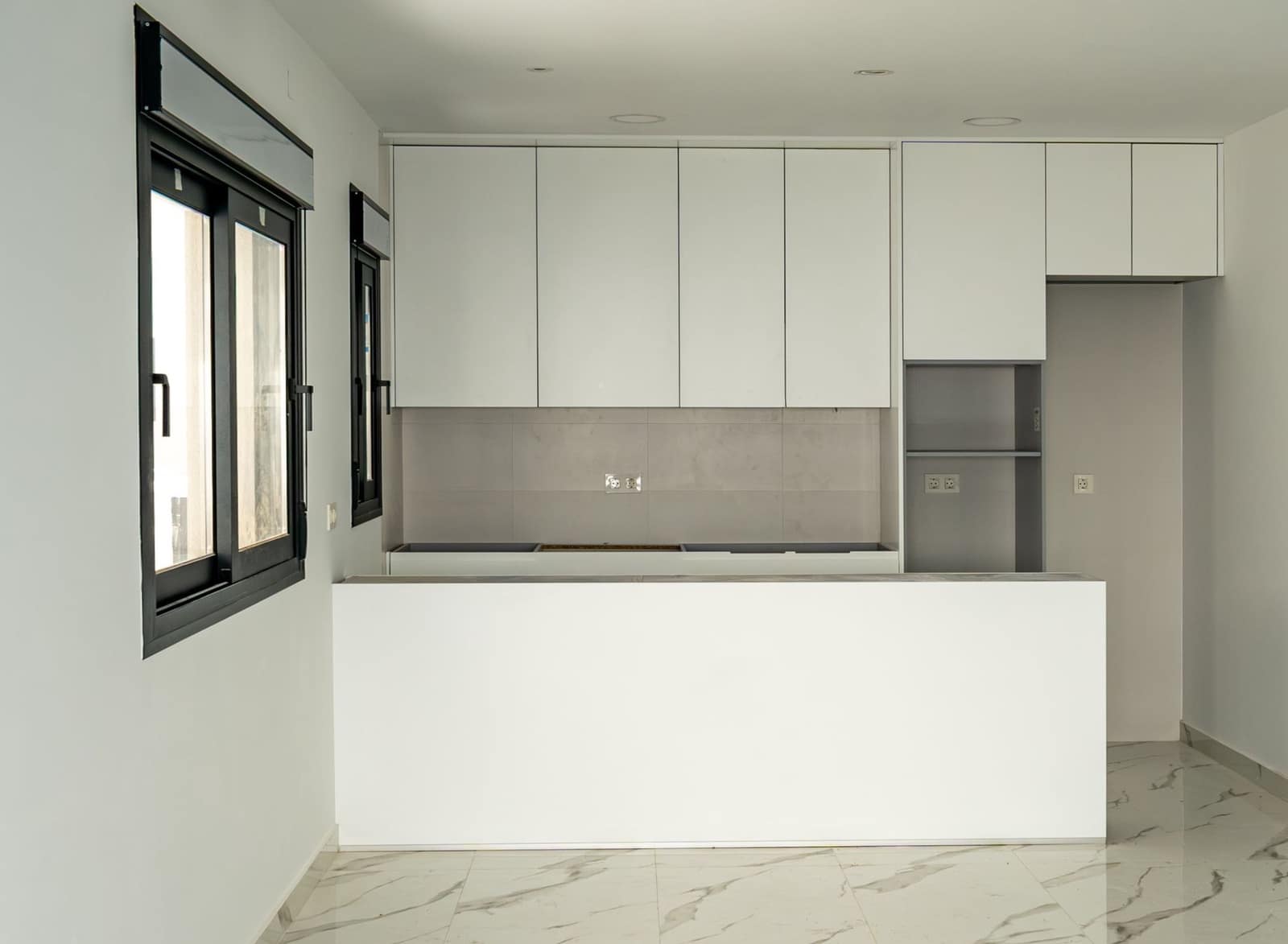 4 Zimmer Villa zu verkaufen in La Nucia mit Pool Garage - 616.000 € (Ref: 9625326)