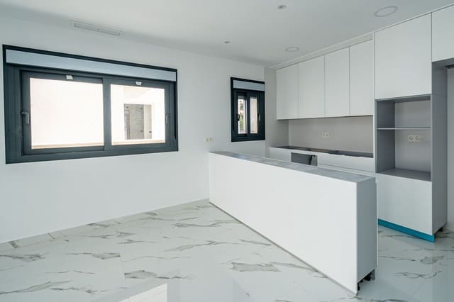 4 Zimmer Villa zu verkaufen in La Nucia mit Pool Garage - 616.000 € (Ref: 9625326)