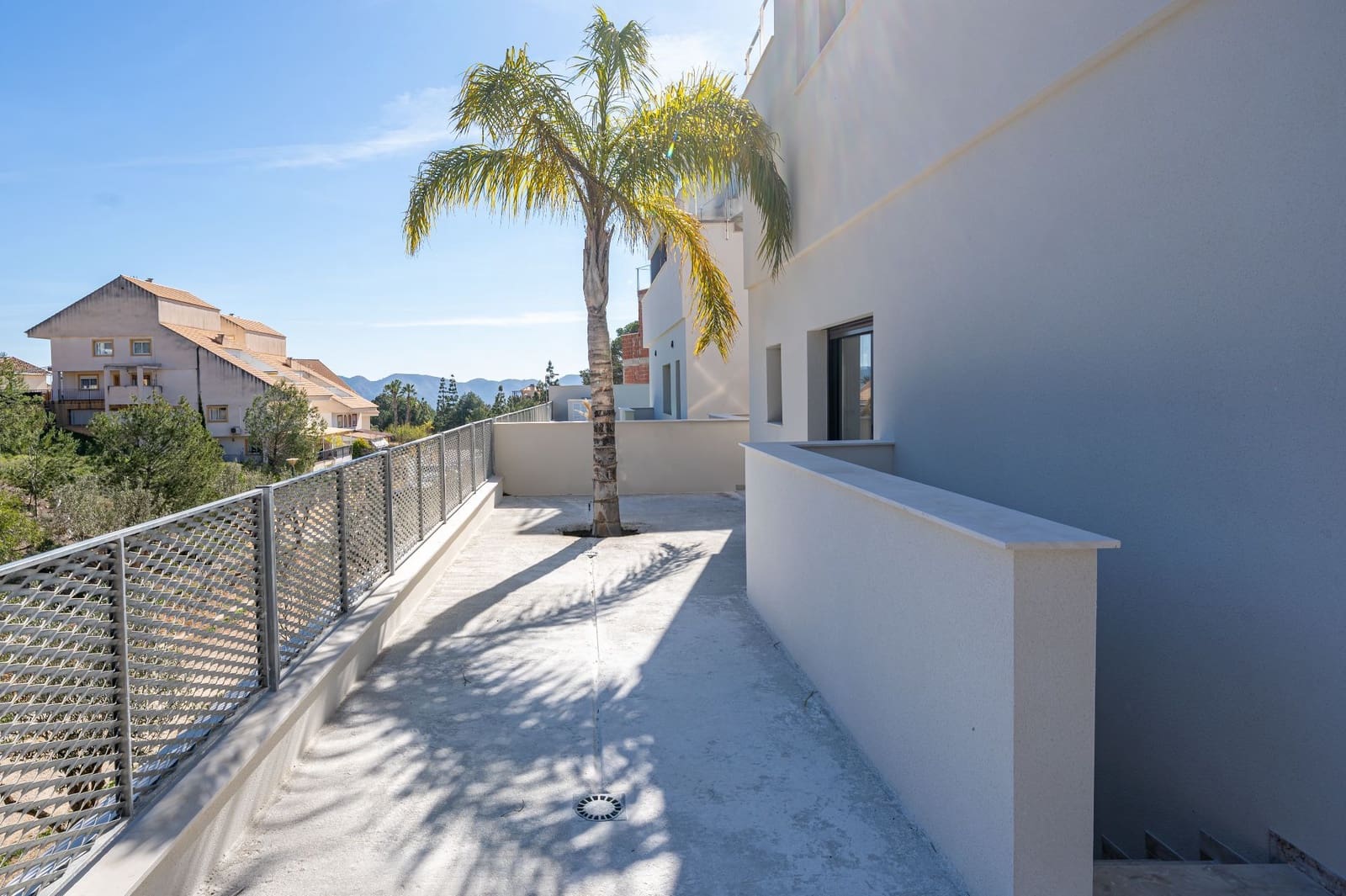 4 Zimmer Villa zu verkaufen in La Nucia mit Pool Garage - 616.000 € (Ref: 9625326)