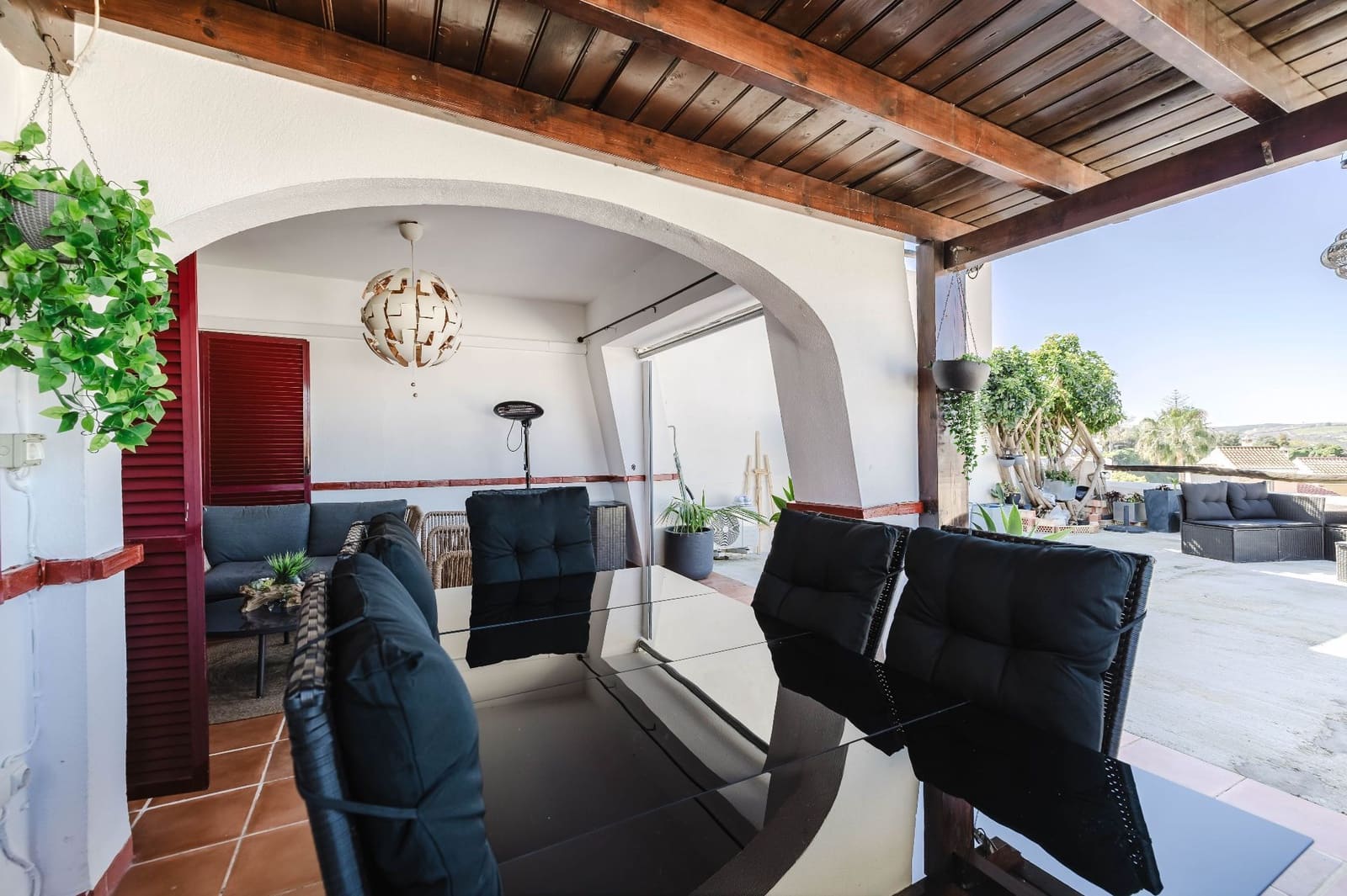 Apartamento de 2 habitaciones en Casares en venta con piscina garaje - 365.000 € (Ref: 9627199)