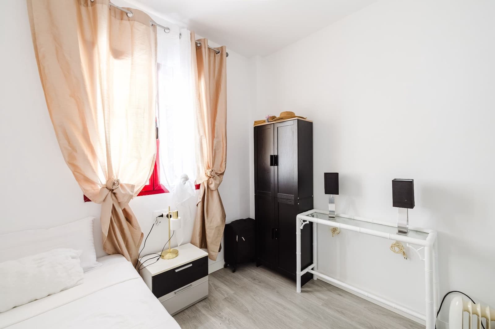 Apartamento de 2 habitaciones en Casares en venta con piscina garaje - 365.000 € (Ref: 9627199)