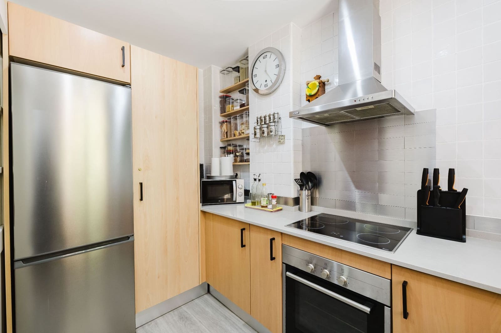 Apartamento de 2 habitaciones en Casares en venta con piscina garaje - 365.000 € (Ref: 9627199)