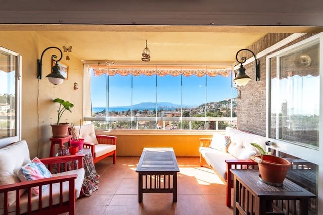 4 bedroom Apartment for sale in Málaga city with pool garage - € 1,100,000 (Ref: 9627201)