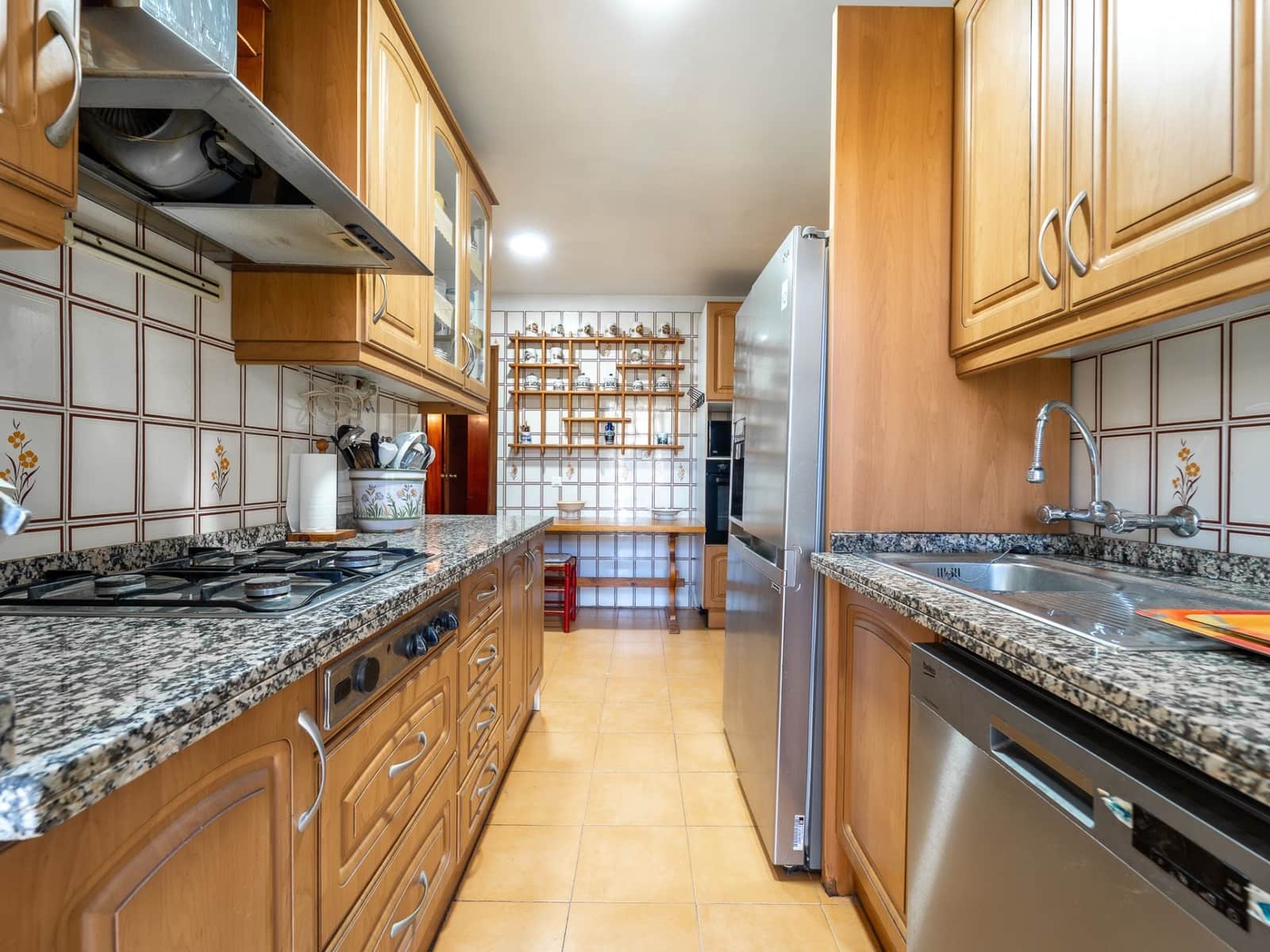 4 bedroom Apartment for sale in Malaga city with pool garage - € 1,100,000 (Ref: 9627201)