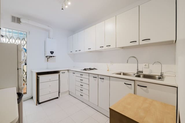 Apartamento de 3 habitaciones en Málaga ciudad en venta - 375.000 € (Ref: 9627202)