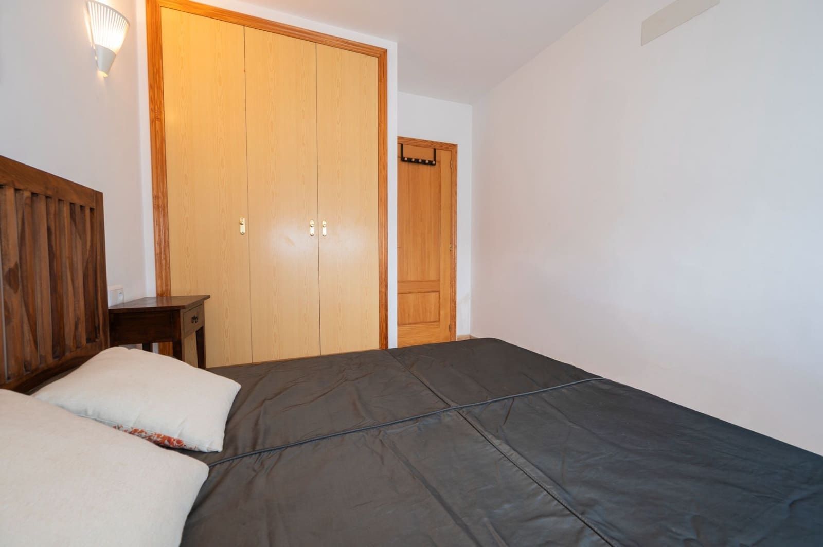 Pareado de 3 habitaciones en Sant Antoni de Portmany en venta con piscina garaje - 810.000 € (Ref: 9627204)