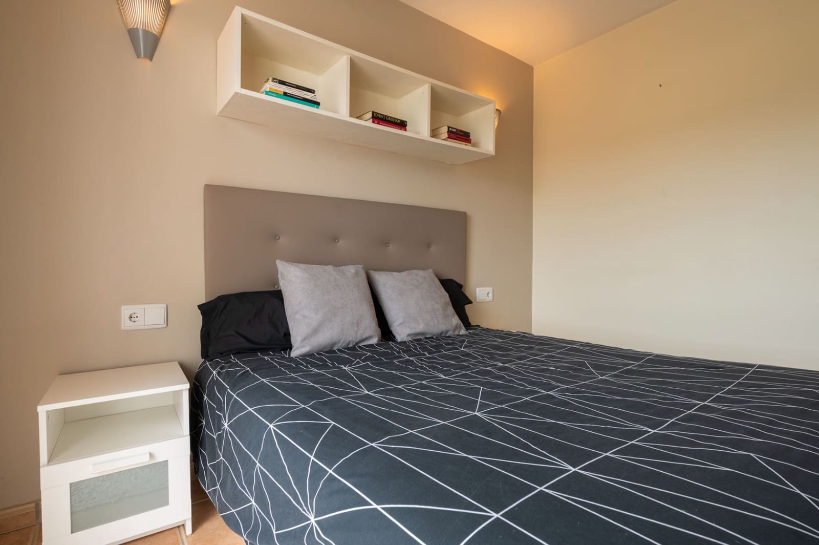 Pareado de 3 habitaciones en Sant Antoni de Portmany en venta con piscina garaje - 810.000 € (Ref: 9627204)