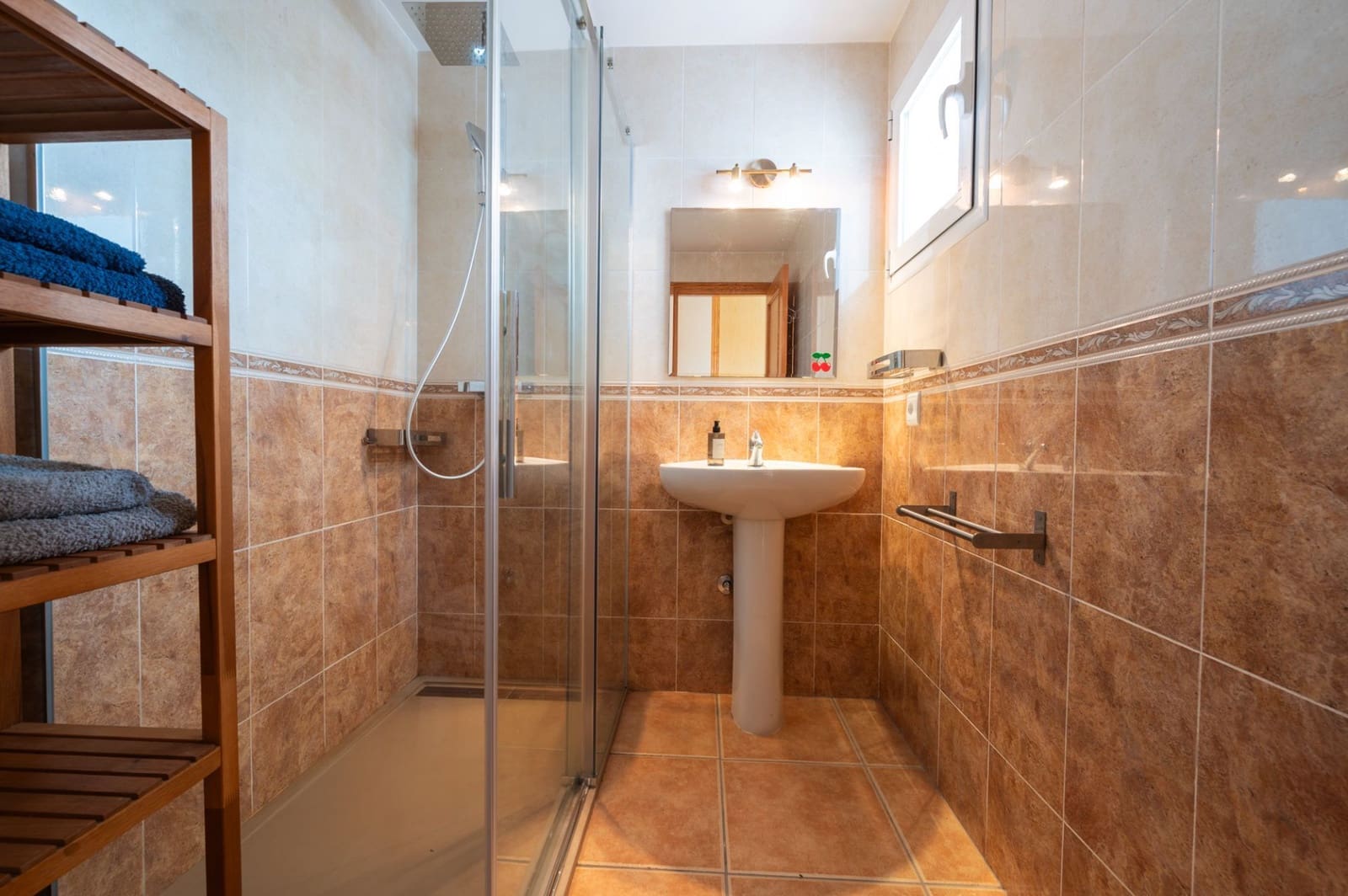 Pareado de 3 habitaciones en Sant Antoni de Portmany en venta con piscina garaje - 810.000 € (Ref: 9627204)