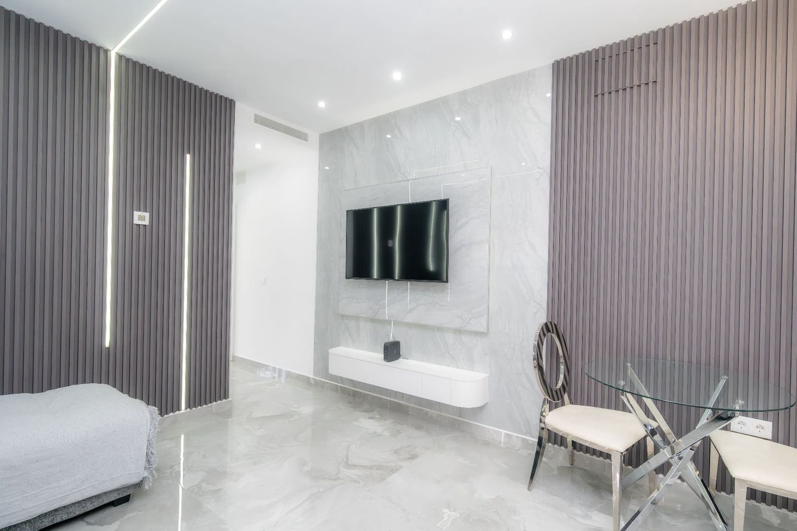 2 chambre Villa/Maison à vendre à Benidorm avec piscine - 178 500 € (Ref: 9629621)