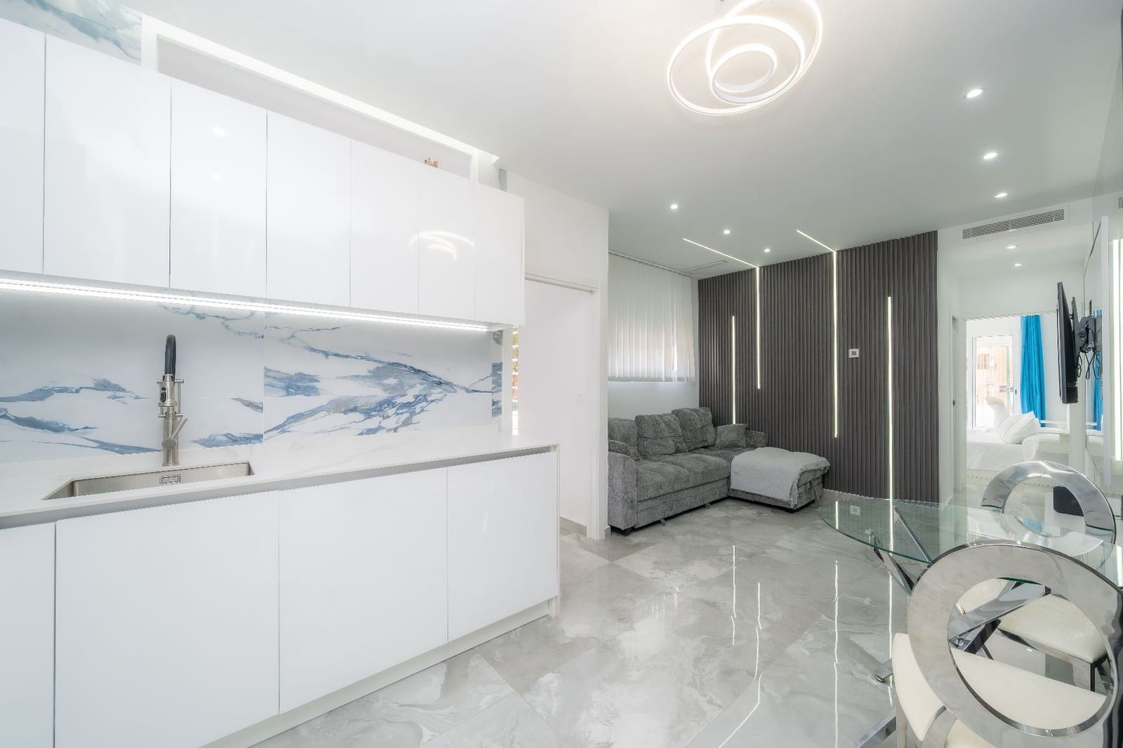 2 chambre Villa/Maison à vendre à Benidorm avec piscine - 178 500 € (Ref: 9629621)