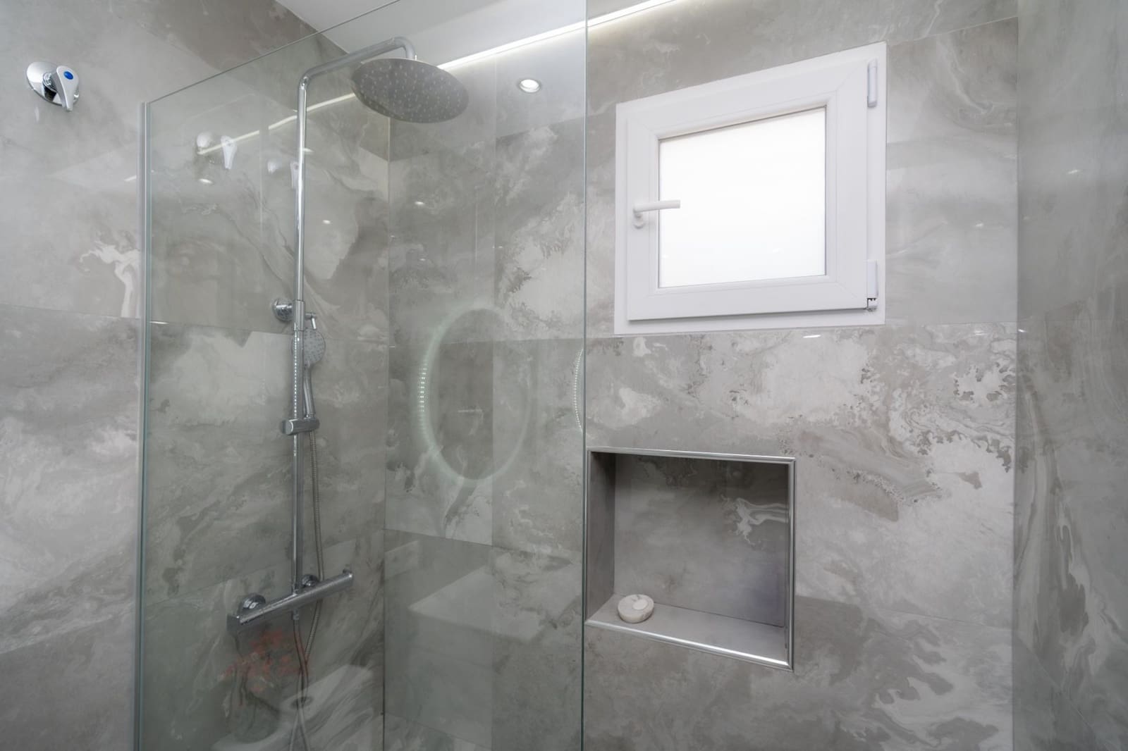 2 chambre Villa/Maison à vendre à Benidorm avec piscine - 178 500 € (Ref: 9629621)