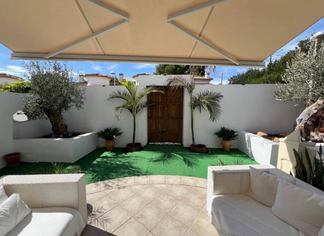 2 makuuhuone Paritalo myytävänä paikassa El Campello mukana uima-altaan 
autotalli - 550 000 € (Ref: 9629622)