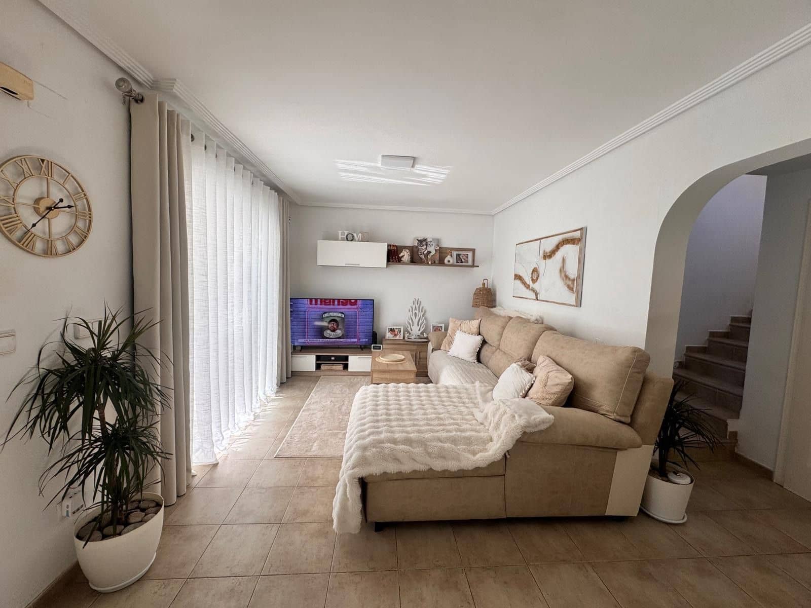 2 makuuhuone Paritalo myytävänä paikassa El Campello mukana uima-altaan 
autotalli - 550 000 € (Ref: 9629622)