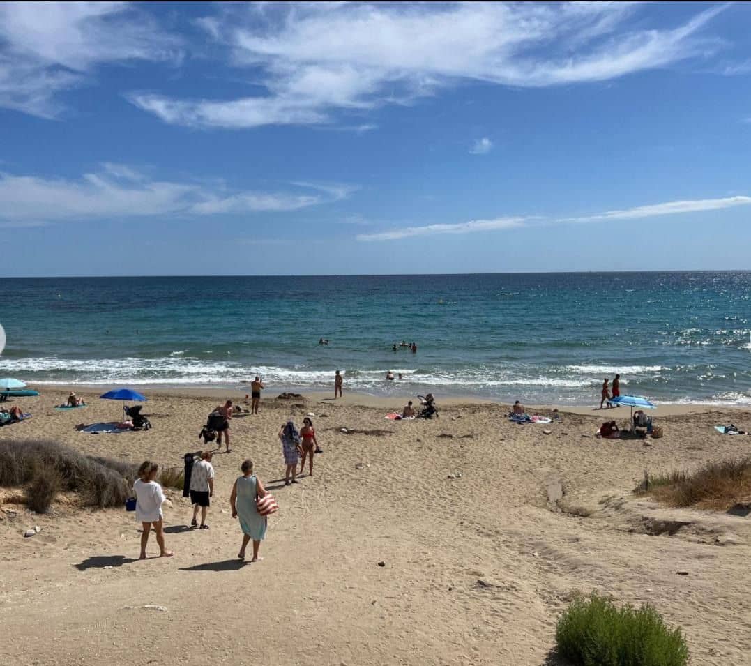 2 makuuhuone Paritalo myytävänä paikassa El Campello mukana uima-altaan 
autotalli - 550 000 € (Ref: 9629622)