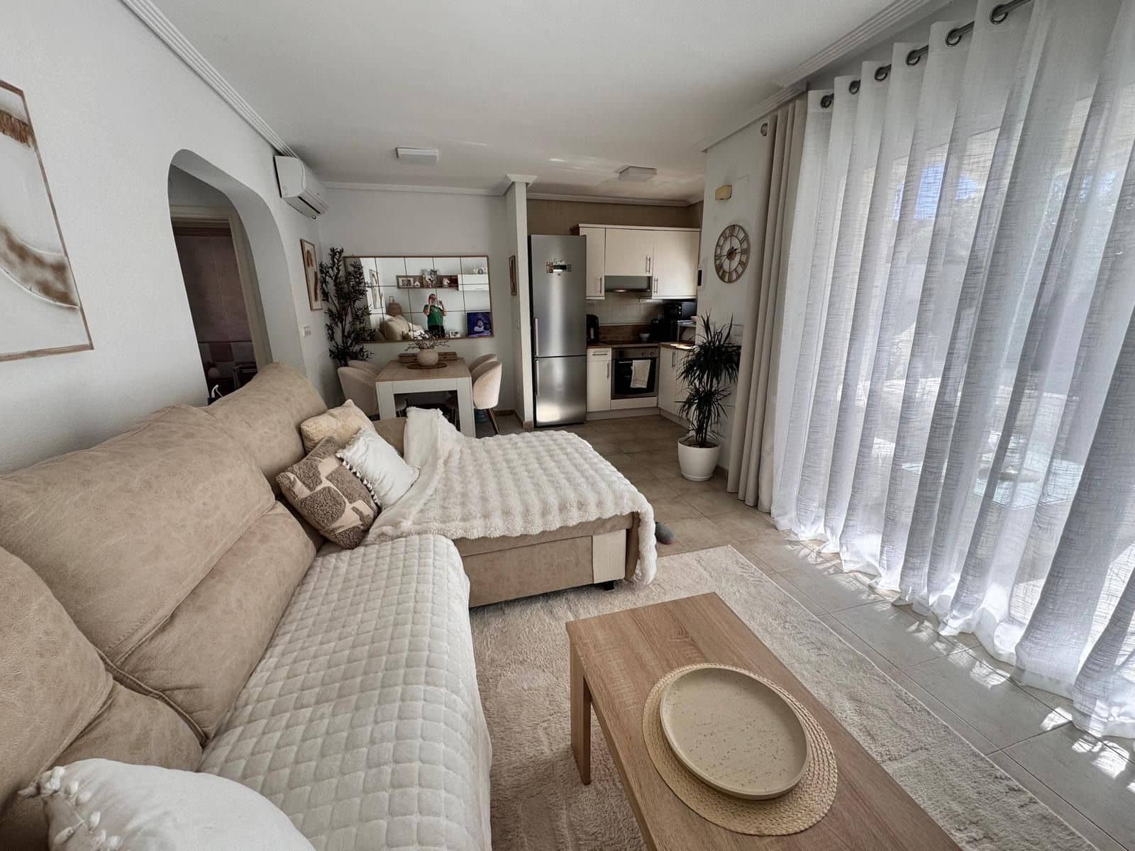 2 makuuhuone Paritalo myytävänä paikassa El Campello mukana uima-altaan 
autotalli - 550 000 € (Ref: 9629622)