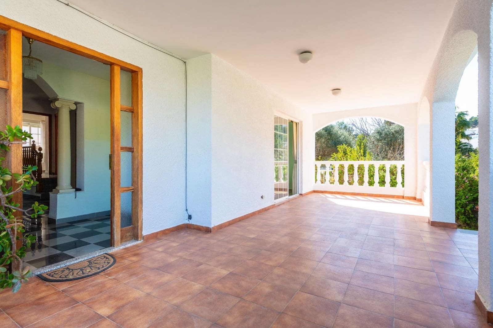 6 slaapkamer Villa te koop in Oropesa  met garage - € 430.000 (Ref: 9629623)