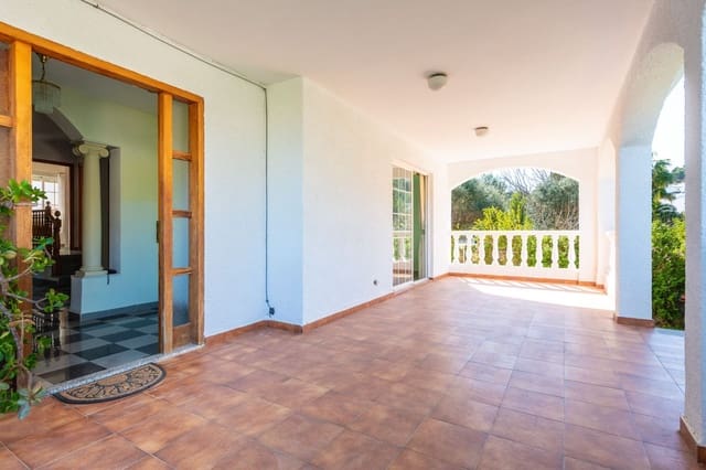 6 slaapkamer Villa te koop in Oropesa  met garage - € 430.000 (Ref: 9629623)