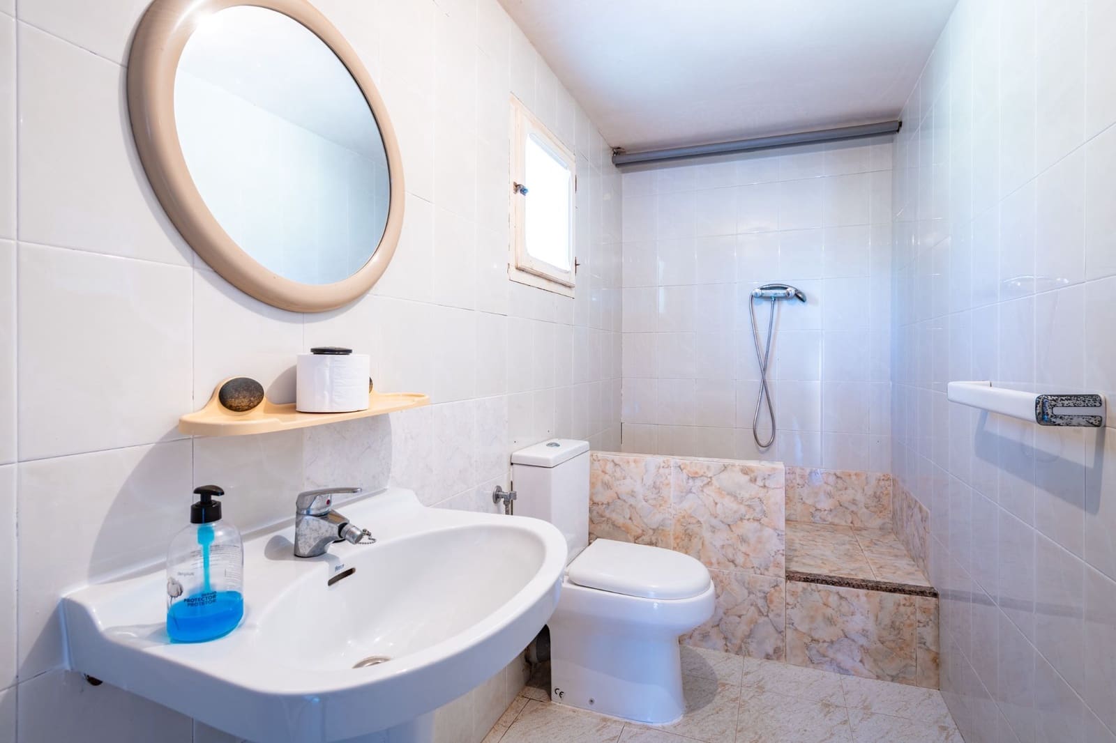 6 slaapkamer Villa te koop in Oropesa  met garage - € 430.000 (Ref: 9629623)