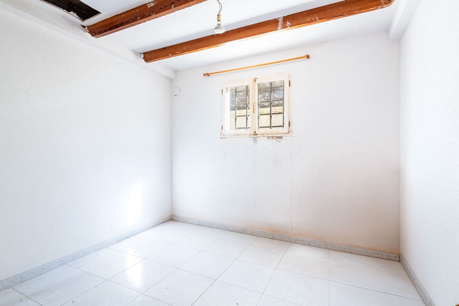 6 slaapkamer Villa te koop in Oropesa  met garage - € 430.000 (Ref: 9629623)