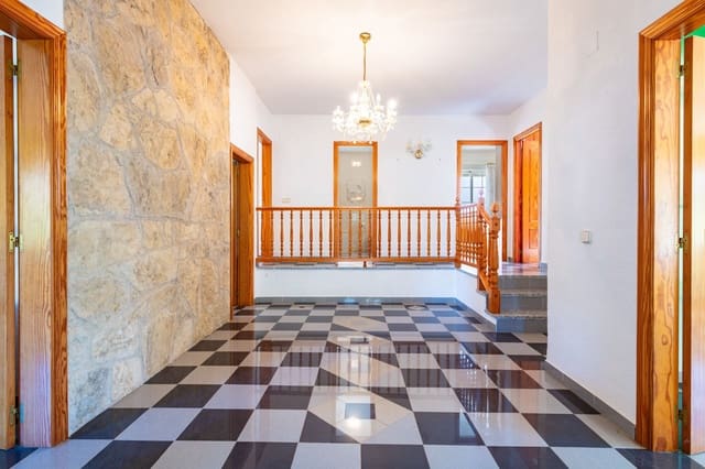 6 slaapkamer Villa te koop in Oropesa  met garage - € 430.000 (Ref: 9629623)