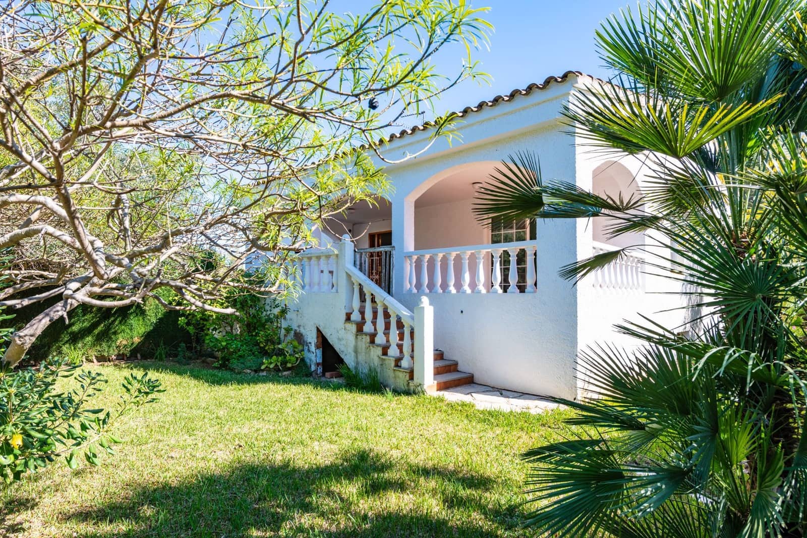 6 slaapkamer Villa te koop in Oropesa  met garage - € 430.000 (Ref: 9629623)