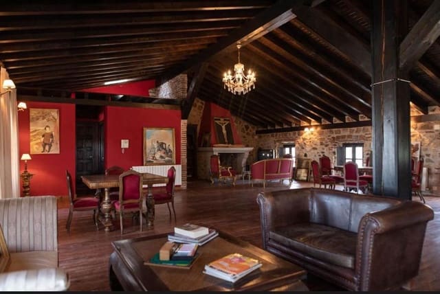 7 soveværelse Finca/Landehus til salg i Montánchez - € 960.000 (Ref: 9633839)