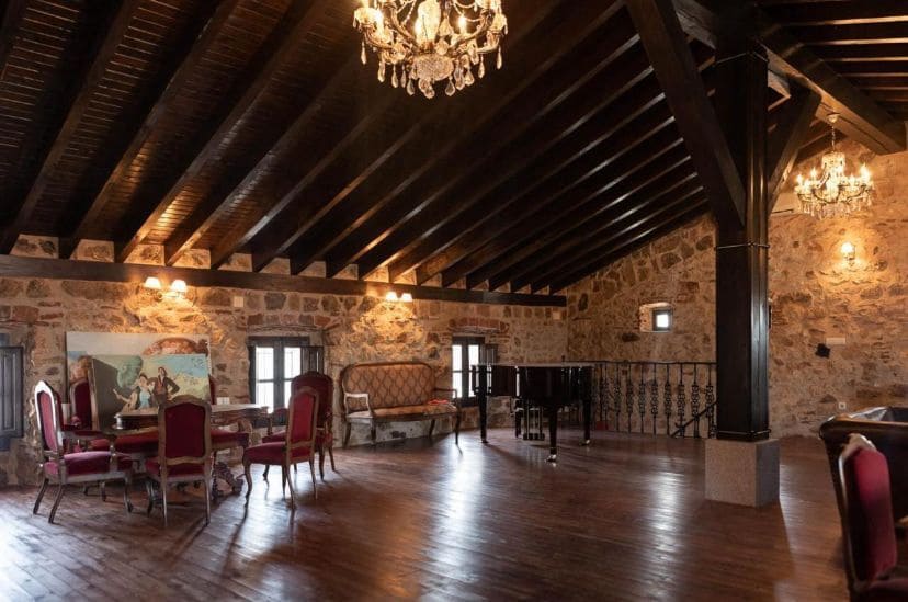 7 soverom Finca/Herregård til salgs i Montanchez - € 960 000 (Ref: 9633839)