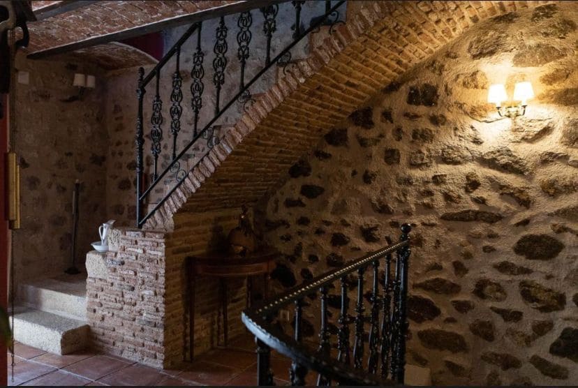 7 soverom Finca/Herregård til salgs i Montanchez - € 960 000 (Ref: 9633839)